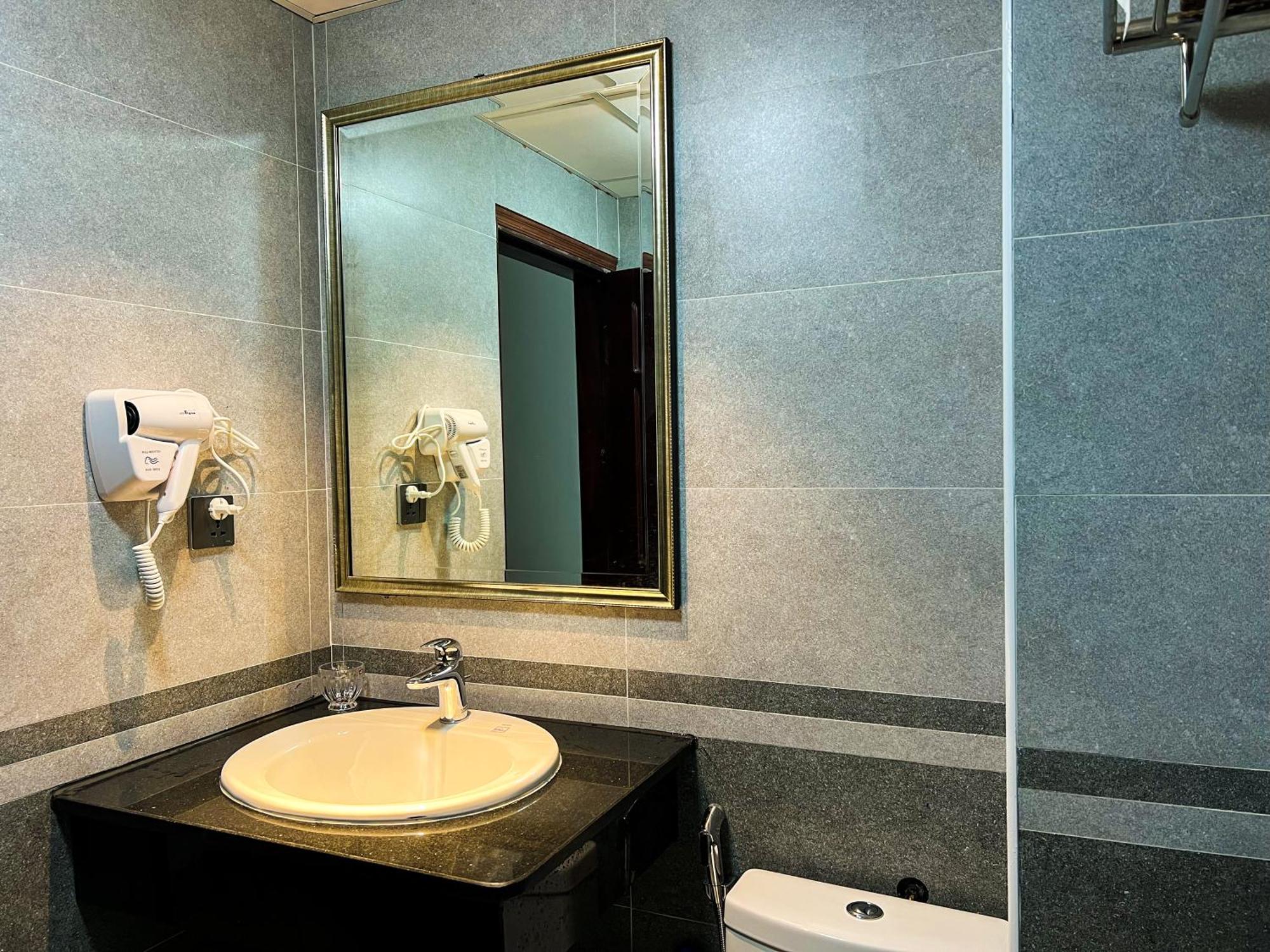Ven Ho Hotel ハノイ市 エクステリア 写真